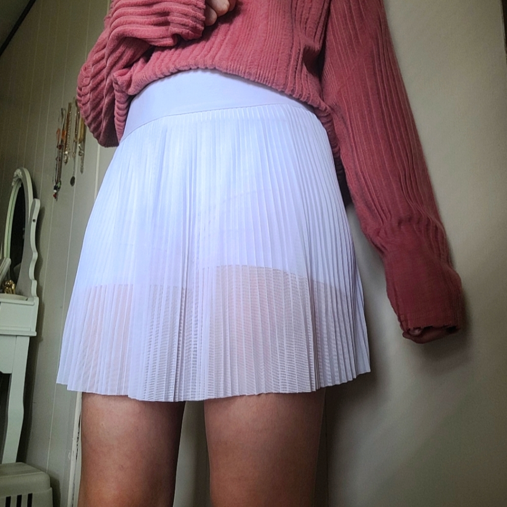 Kyodan Mid-rise Pleated Skort With Pocket in White